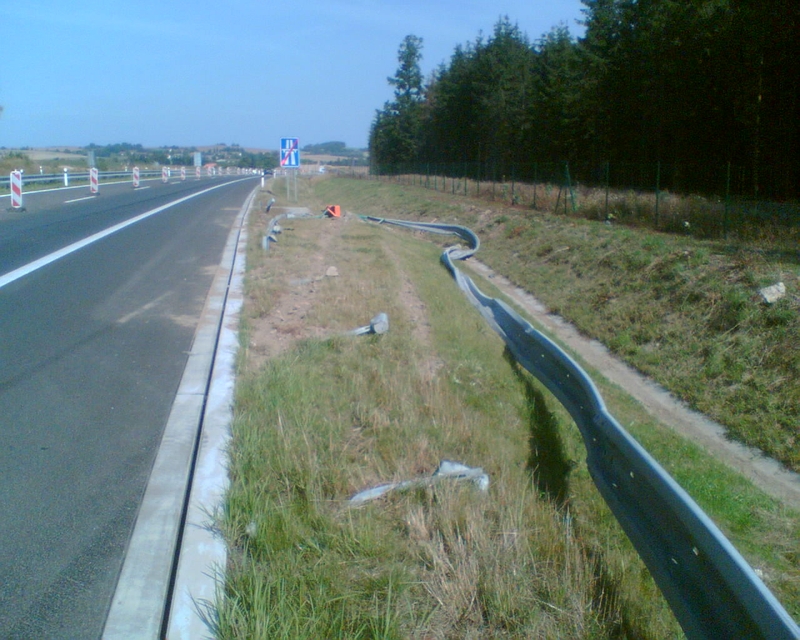 03.09.2008 dálnice D3 64,2km směr Praha